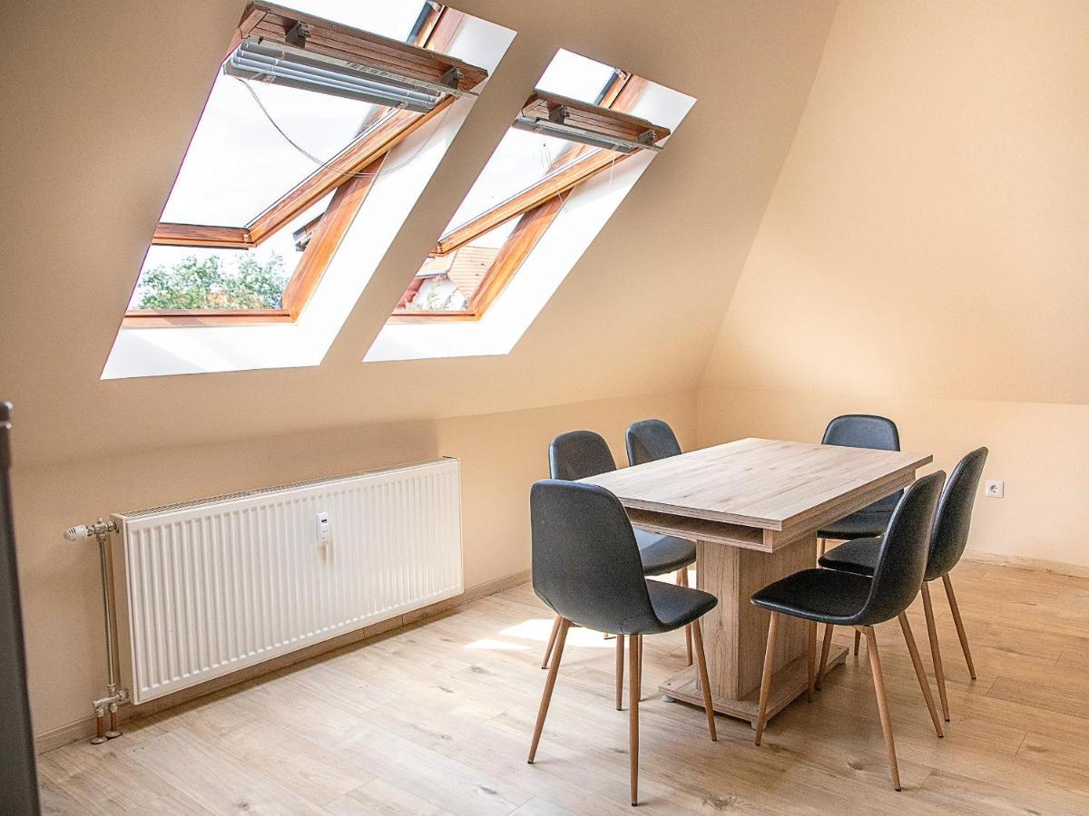 Lux Apartman Buek Экстерьер фото